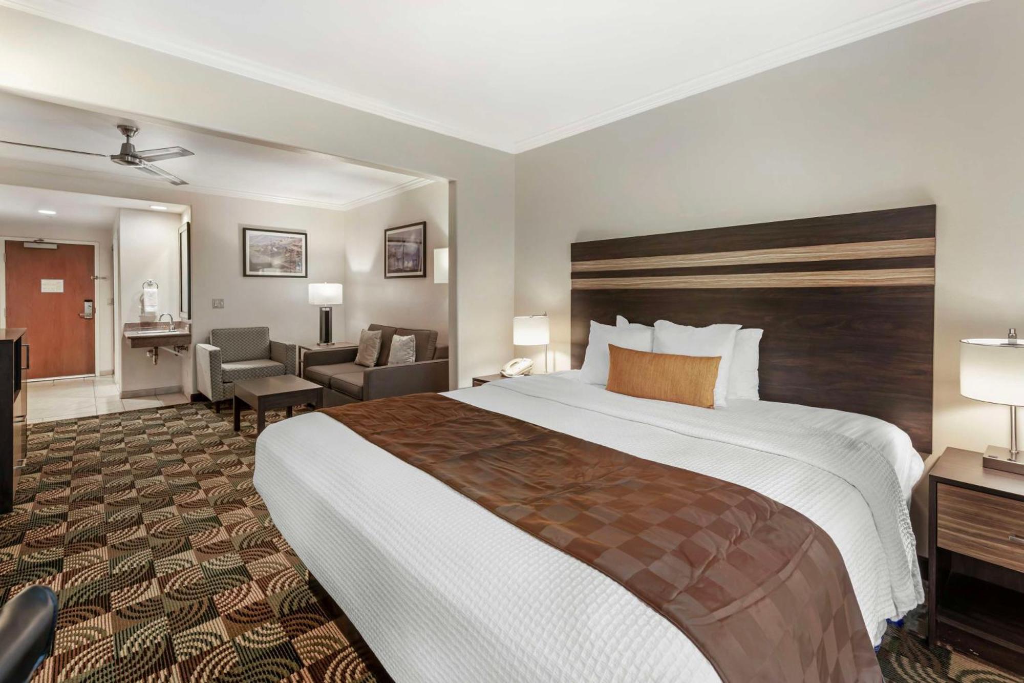 Best Western Plus Country Park Hotel Tehachapi Exterior photo