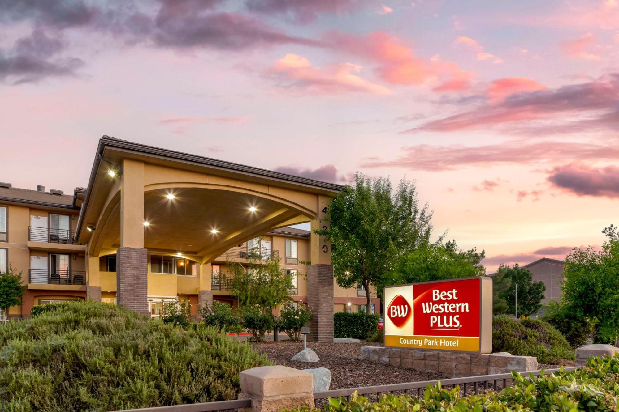 Best Western Plus Country Park Hotel Tehachapi Exterior photo